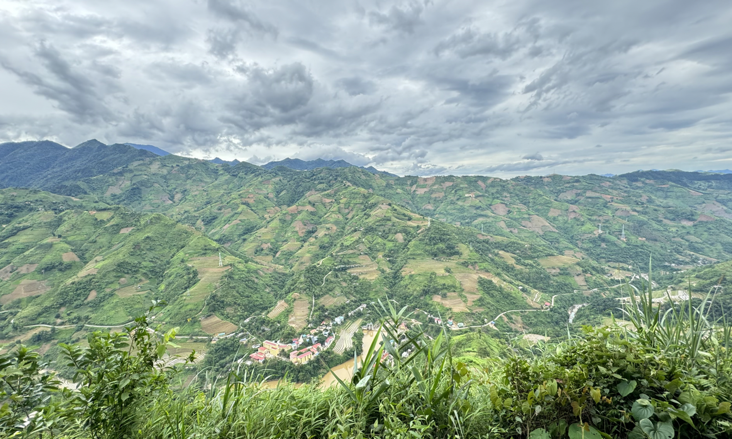 [VOLUNTEER PROGRAM] Day 2 - Tram Tau - Yen Bai - Vietnam