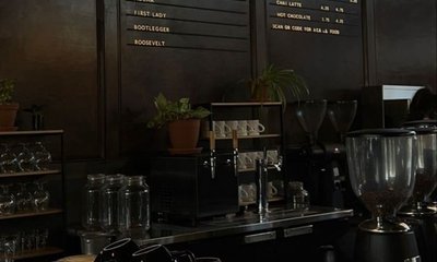 How These Australian Small F&B Businesses Are Stealing Customers With Professional Websites (While Others Stay Invisible)
